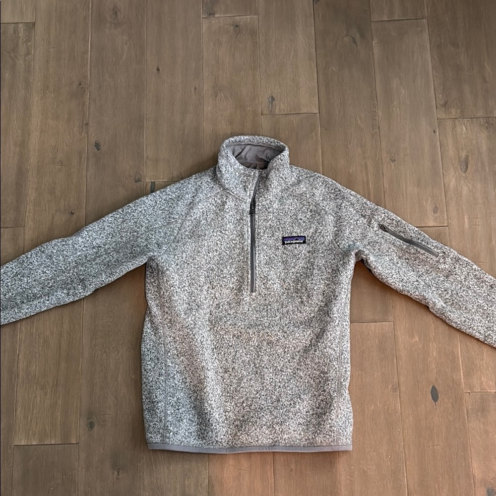 Patagonia Gray Women’s Pullover